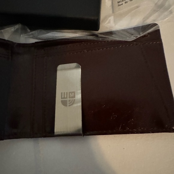 Men’s Slim Wallet with money clip Giftable - Picture 5 of 5
